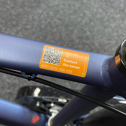 Tag QR Beeperlink na naklejkę, umożliwiający anonimowe powiadomienie o zagubionym rowerze. To jest przykład zastosowania Beeperlink do ochrony Twoich ważnych rzeczy 